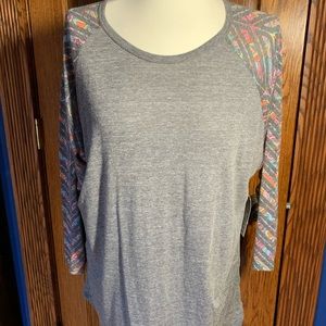 LuLaRoe Randy Tee Size 2x
